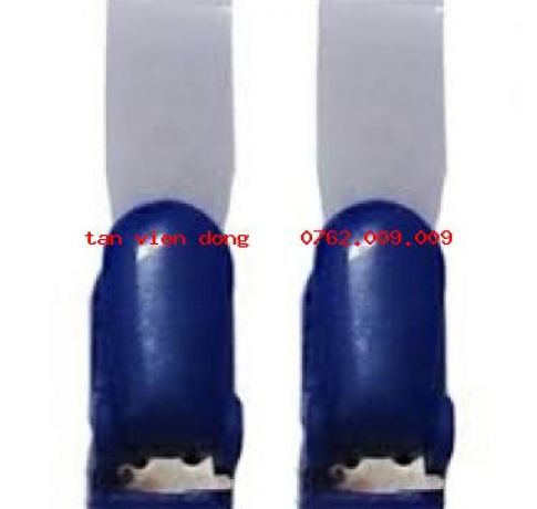 Kẹp thẻ nhựa